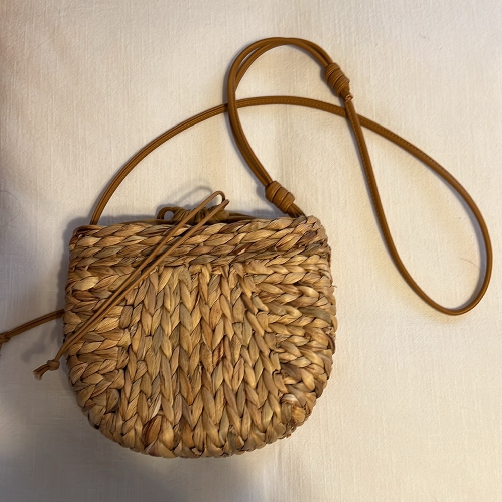 Straw bag